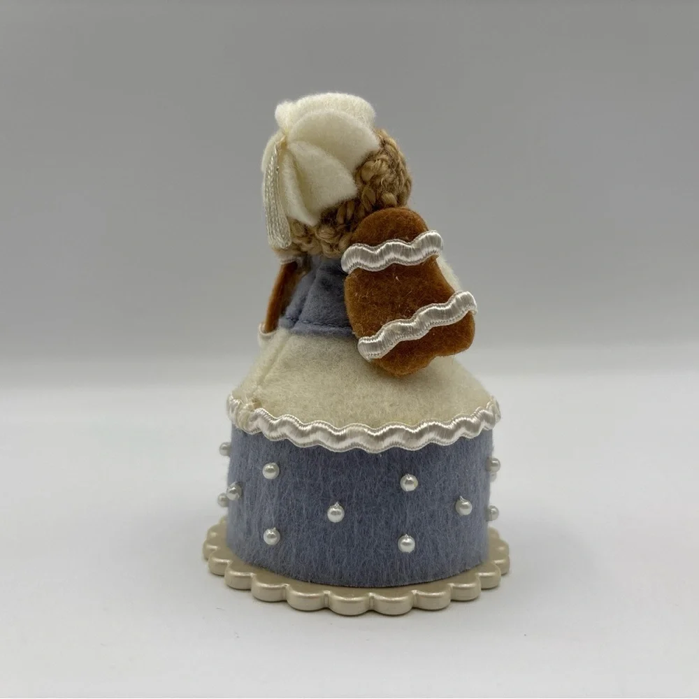 Hallmark Keepsake 2012 Sweet Angel‎ Cake Christmas Tree Ornament Handcrafted